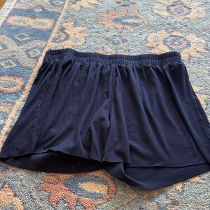 Duffield Lane Navy Women's Athletic Shorts